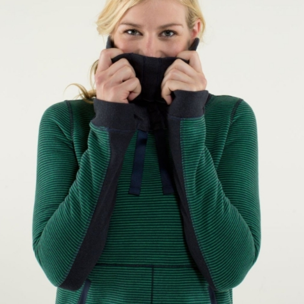 Lululemon Avenue Pullover